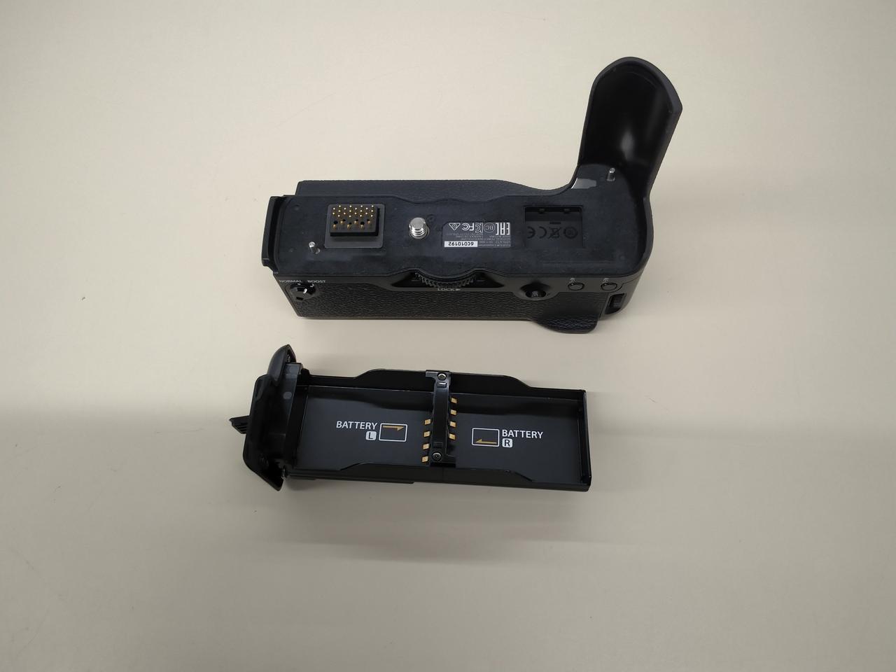 富士フィルム X-T2 本体 ブースターグリップ付 81Z8bQc-YUL._AC_UL210_SR210,