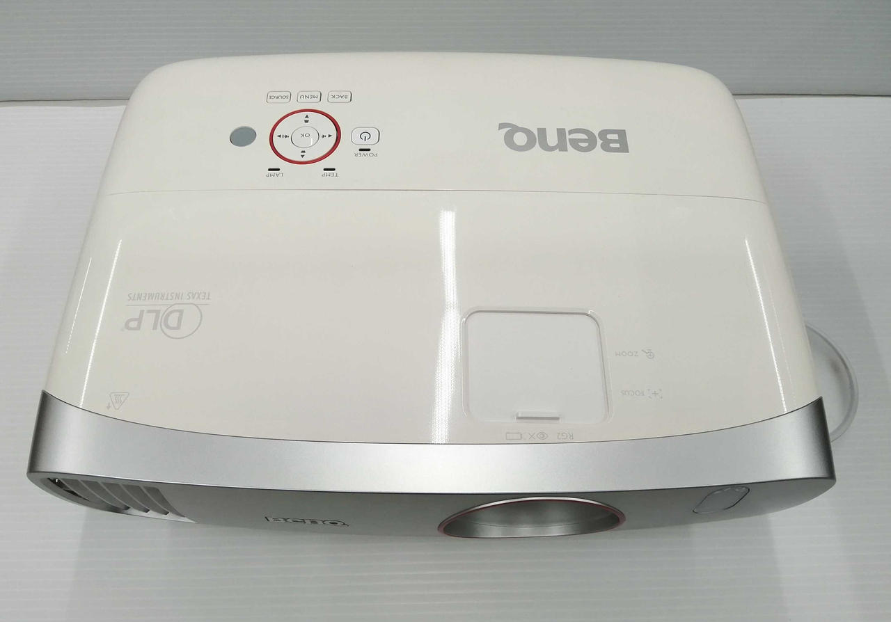 BenQ プロジェクター W1080ST+ ジャンク品 BenQ プロジェクター W1080ST+ ジャンク品
