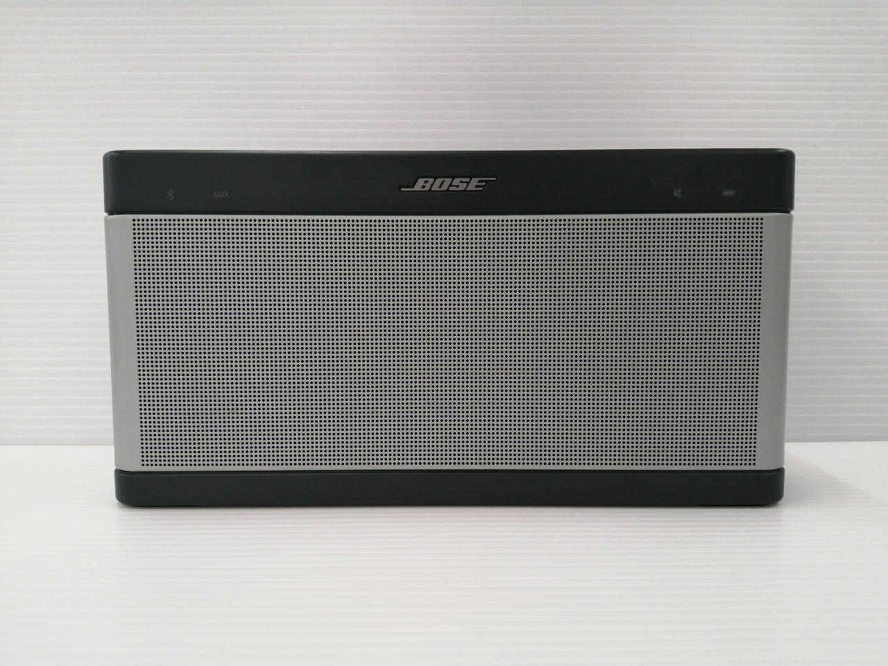 美品　ボーズワイヤレスリアスピーカー　価格が値下げされました Amazon.co.jp: BOSE SURROUND SPEAKERS ワイヤレスリア