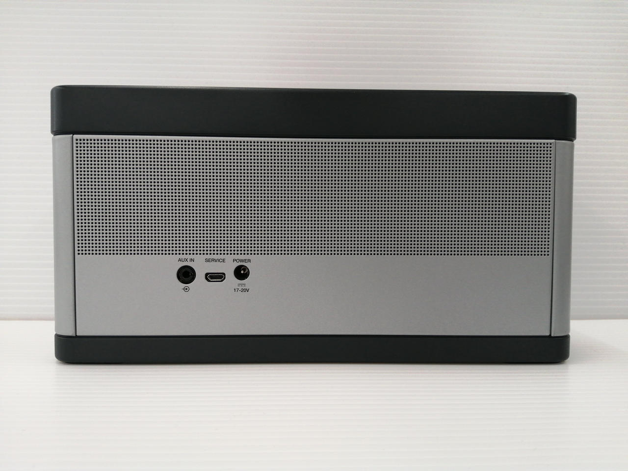 美品　ボーズワイヤレスリアスピーカー　価格が値下げされました Amazon.co.jp: BOSE SURROUND SPEAKERS ワイヤレスリア