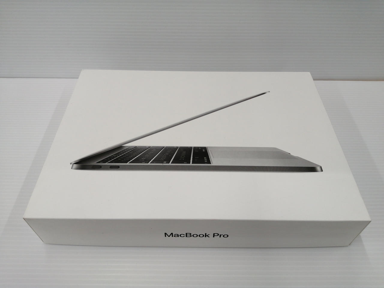 奥田　MacBook Pro 2017 10月購入 Macbook Pro 2017 i5/16GB/512GB - メルカリ