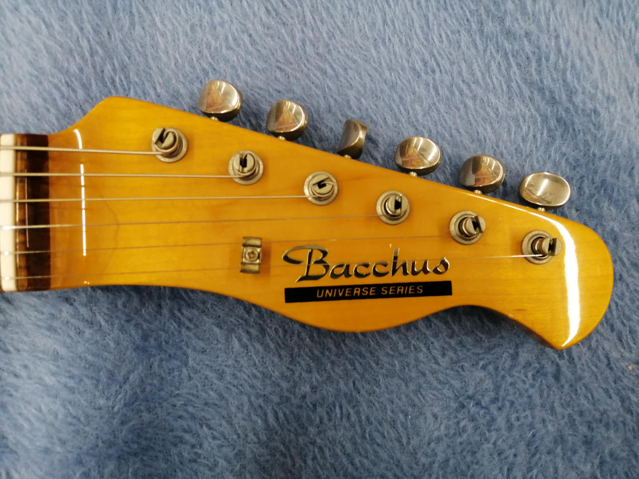 Bacchus SMC-94 イエロー エレキギター Bacchus Beginning of the new tradition MADE IN JAPAN Deviser