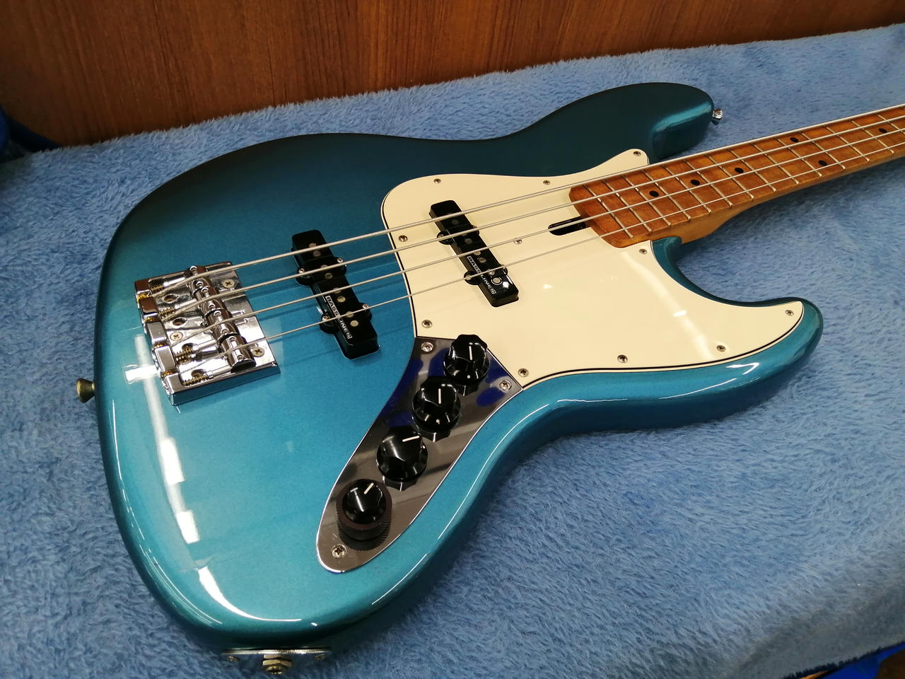 EDWARDS ジャズベースタイプ EDWARDS ジャズベースタイプ