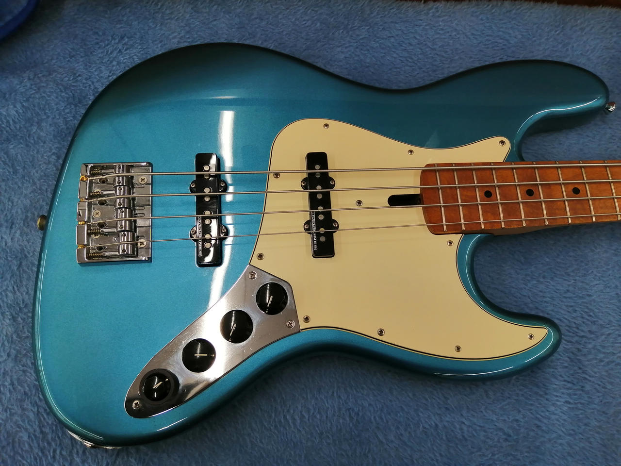 Edwards E-AM-128QM ジャズベースタイプ アクティブベース Edwards E-AM-128QM ジャズベースタイプ アクティブベース