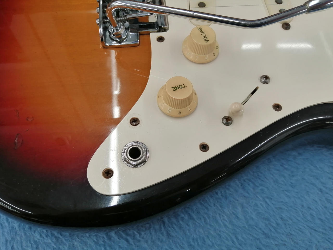 上位機種  ストラトキャスター タイプ フェンダー(FENDER)|ストラトキャスタータイプ|HARDOFFオフ