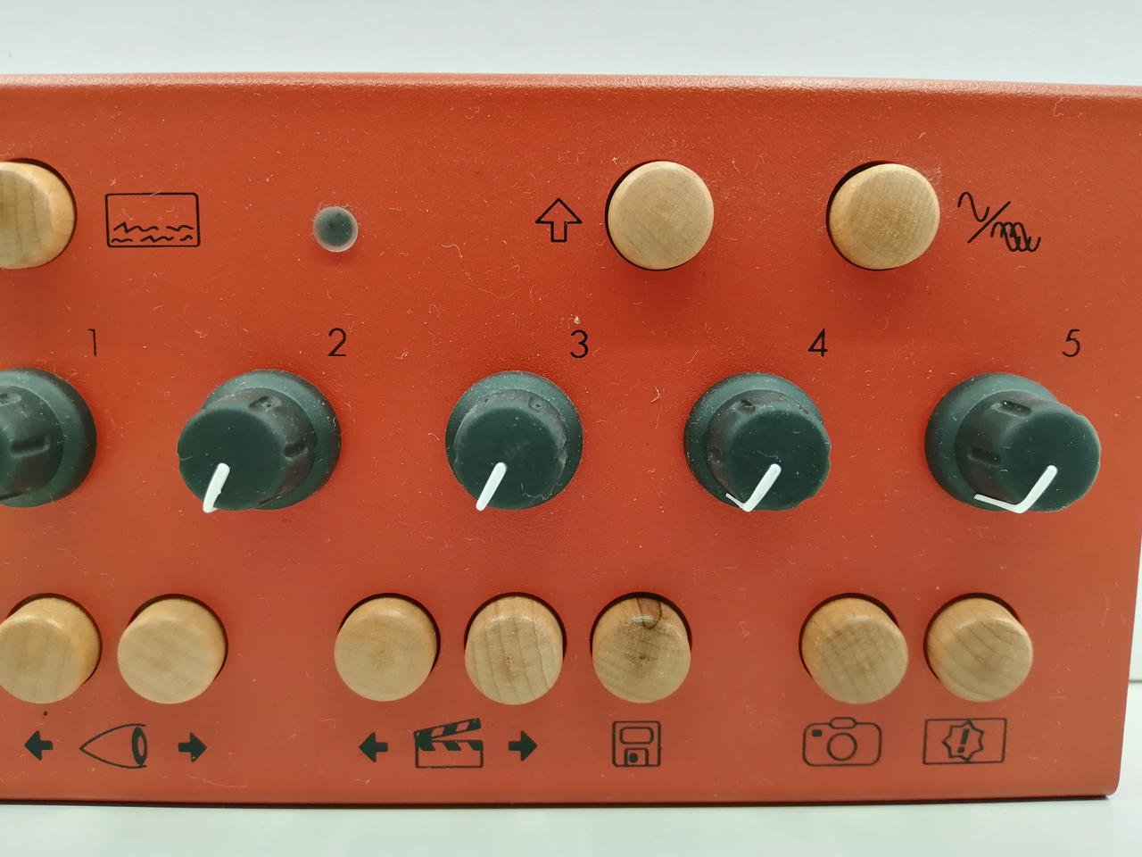 CRITTER&GUITARI|ビデオシンセサイザー|【ハードオフ公式通販】オフ
