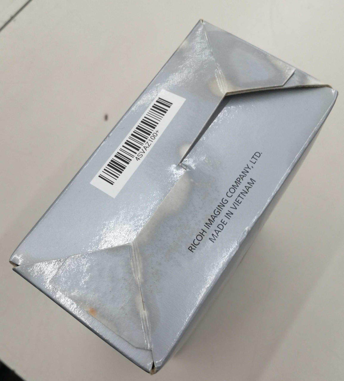 ※外箱に変色あります