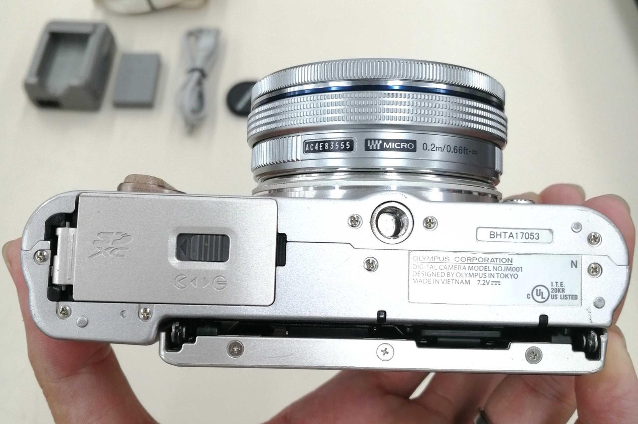オリンパスミラーレス一眼と望遠レンズ　ジャンク品 オリンパス(OLYMPUS)|ミラーレス一眼 レンズキット|HARDOFFオフ