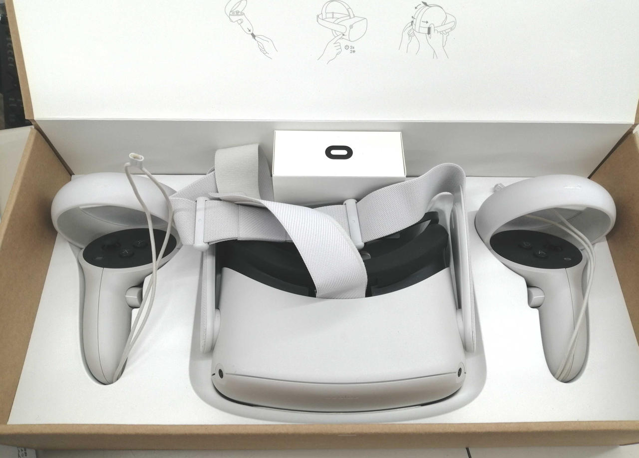 オキュラス　quest2 【y】 Oculus Quest 2 オキュラスクエスト2 64GB プラス 専用ケース 中古