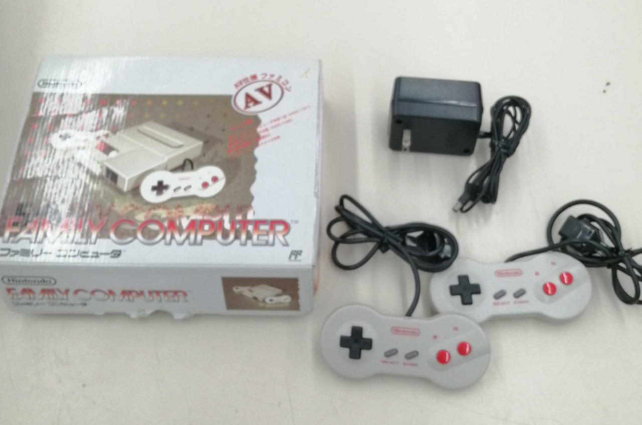 ★レア★　任天堂　ニューファミコン　ニンテンドー 楽天市場】ニューファミコン（本体｜ファミコン）：テレビゲーム