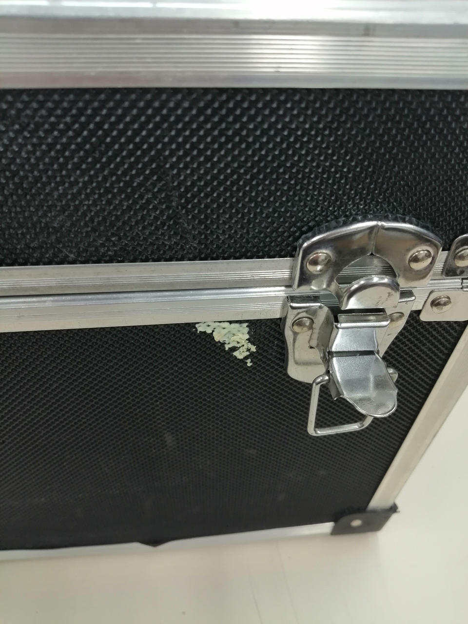 ケース汚れあります