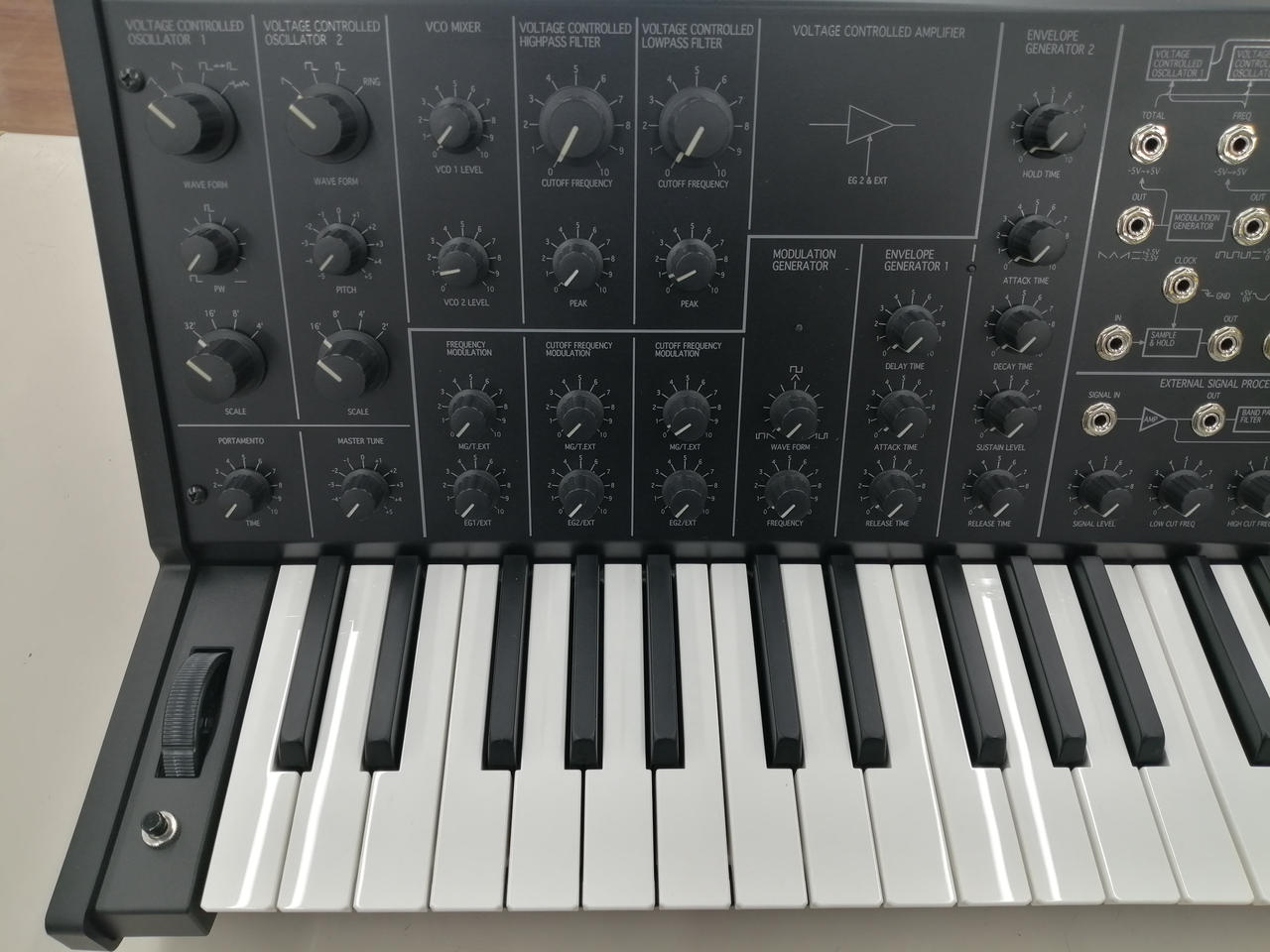 コルグ シンセサイザー ラムダ (Λ) ES-50 (中古品) コルグ シンセサイザー ラムダ (Λ) ES-50 (中古品) Yahoo