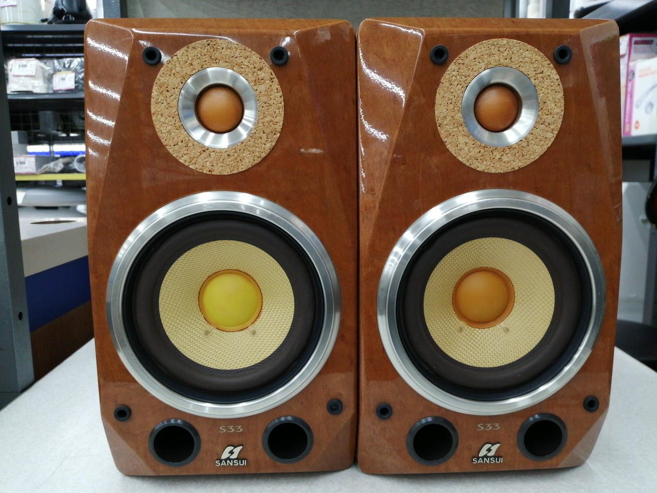 h*i様 SANSUI S33スピーカー ペア 木目調 SANSUI S33スピーカー ペア 木目調 h*i様 SANSUI S33スピーカー ペア