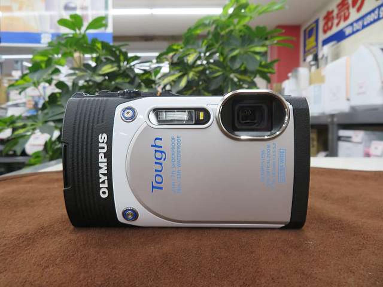 OLYMPUS TOUGH-8010 デジタルカメラ シルバー 14メガピクセル Amazon | OLYMPUS 防水デジタルカメラ μ TOUGH 8010 μ TOUGH