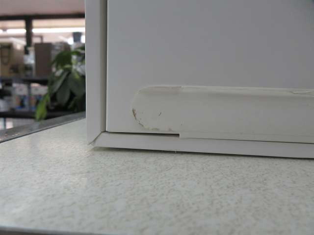 ※外箱に傷みや汚れあり