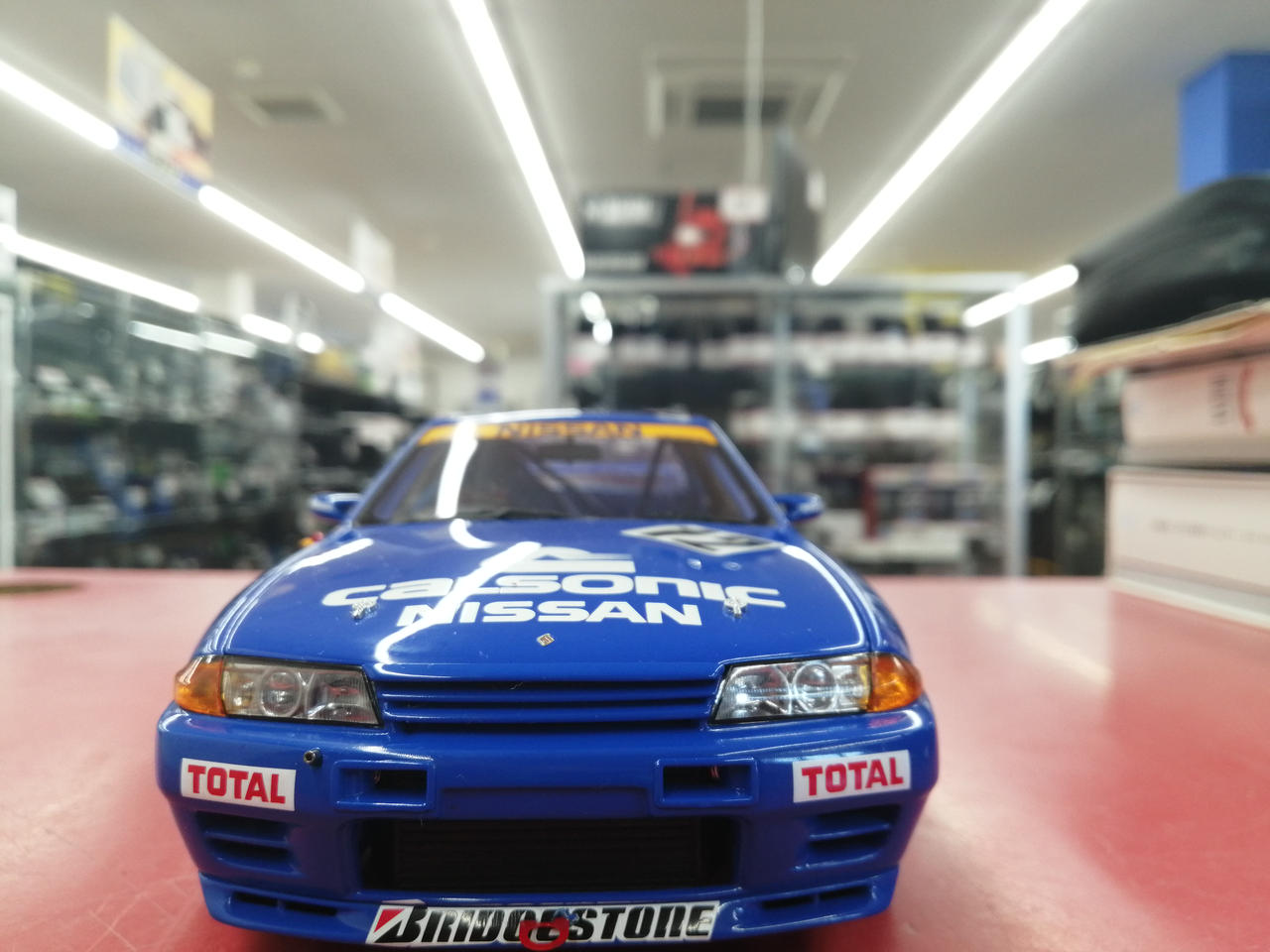 オートアート|日産スカイラインGT-R R32カルソニック1990|【ハードオフ