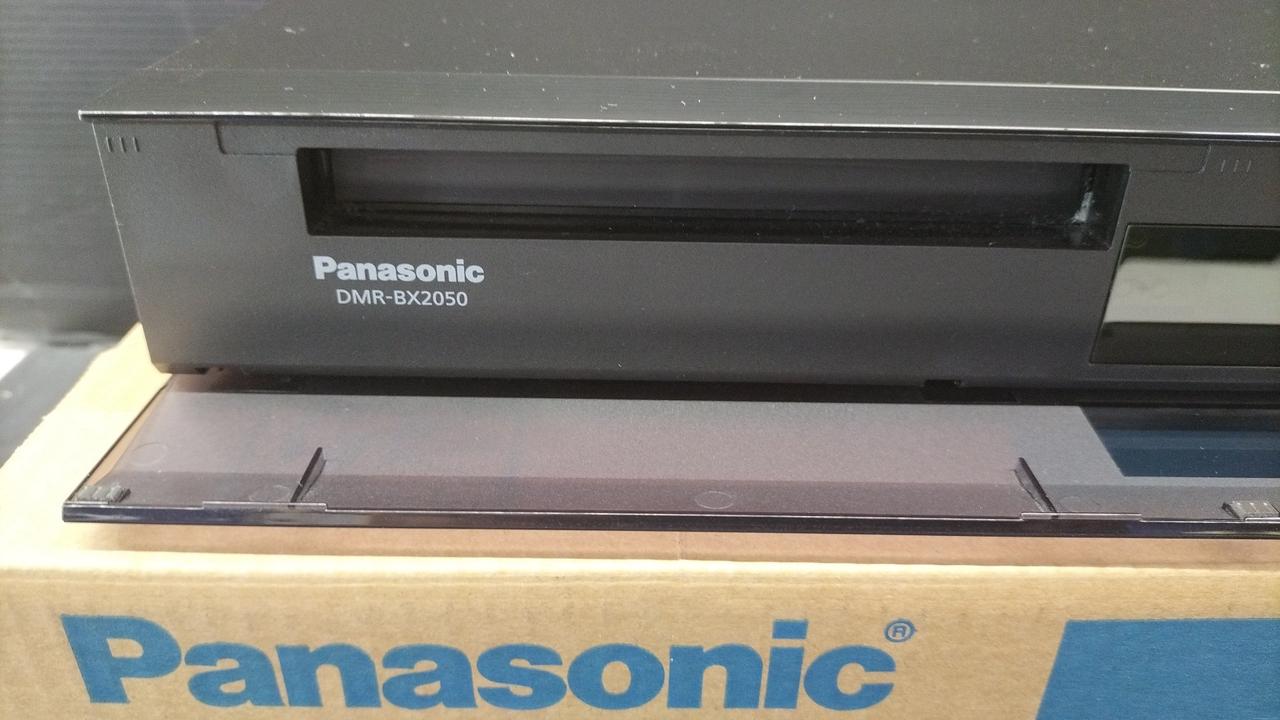 Panasonic ブルーレイ DIGA DMR-BX2050 61NgP2sWnsL._UF894,1000_QL80_.jpg