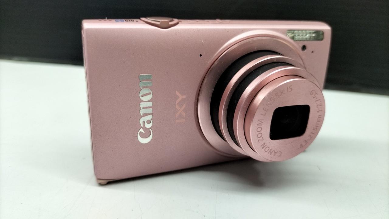 Canon IXY 610F 　動作確認済　フェラガモケースおまけ付 Canon IXY 610F 動作確認済 フェラガモケースおまけ付 Canon IXY
