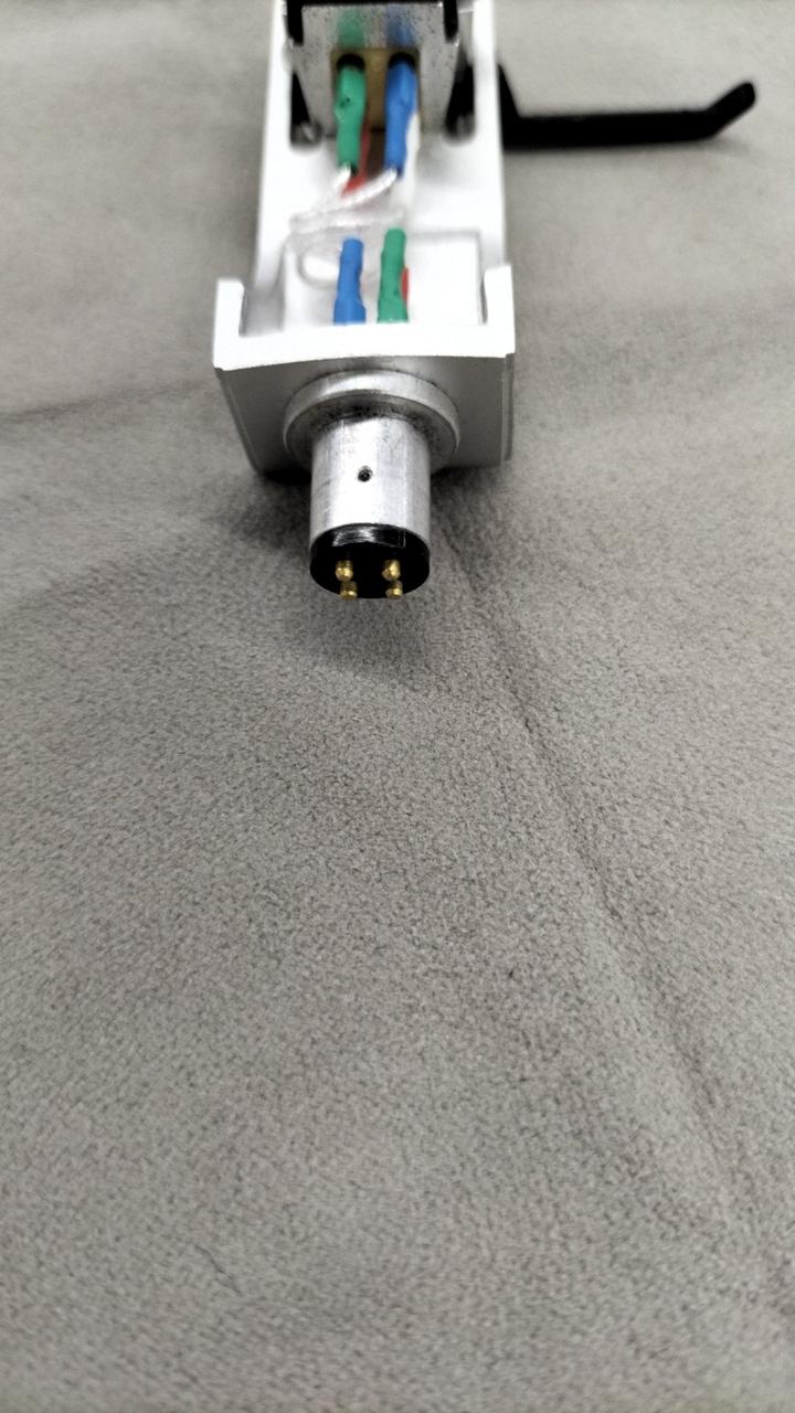 端子も綺麗です