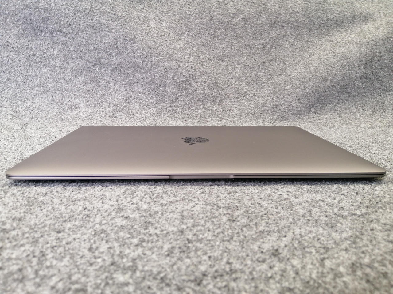 福岡市で手渡しのみ】MacBook Air M1