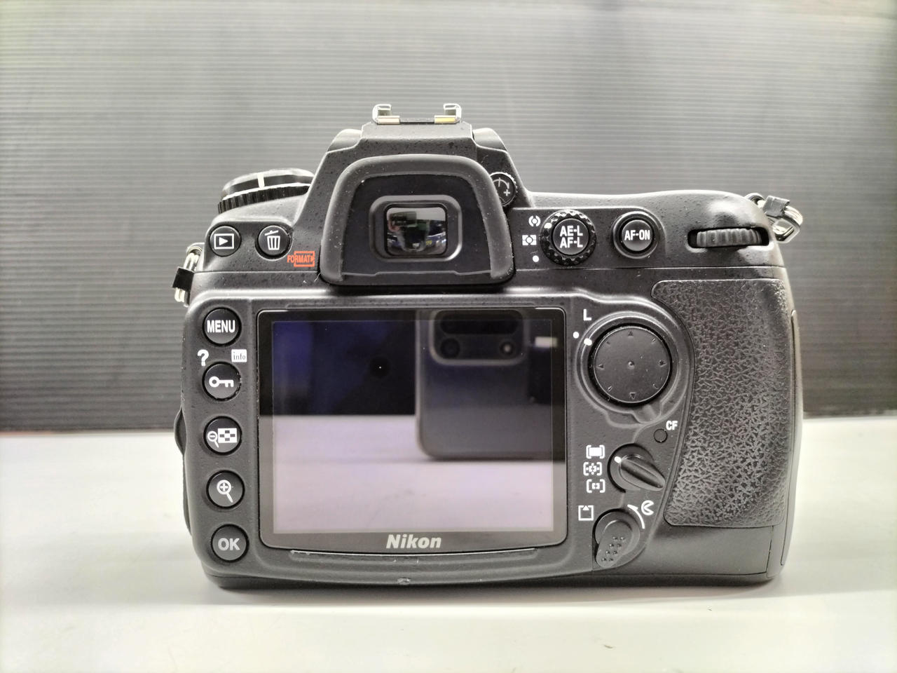 極美品｜ Nikon D300 ｜ショット32.563枚 | 元箱付属｜M069 極美品｜ Nikon D300 ｜ショット32.563枚 | 元箱付属｜M069