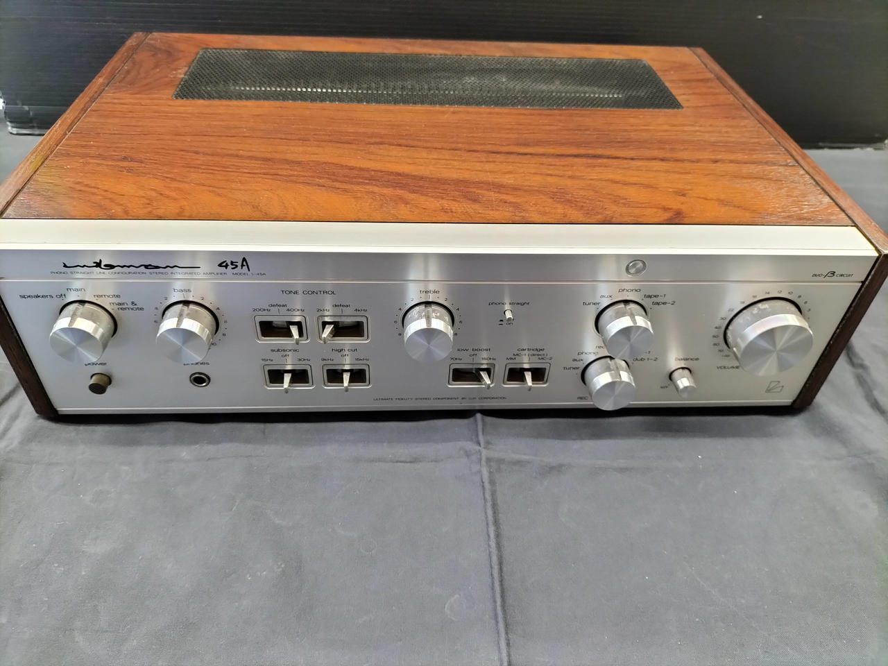 【美品】LUXMAN L-10 プリメインアンプ ② LUXMAN L-10(L10)の仕様 ラックスマン