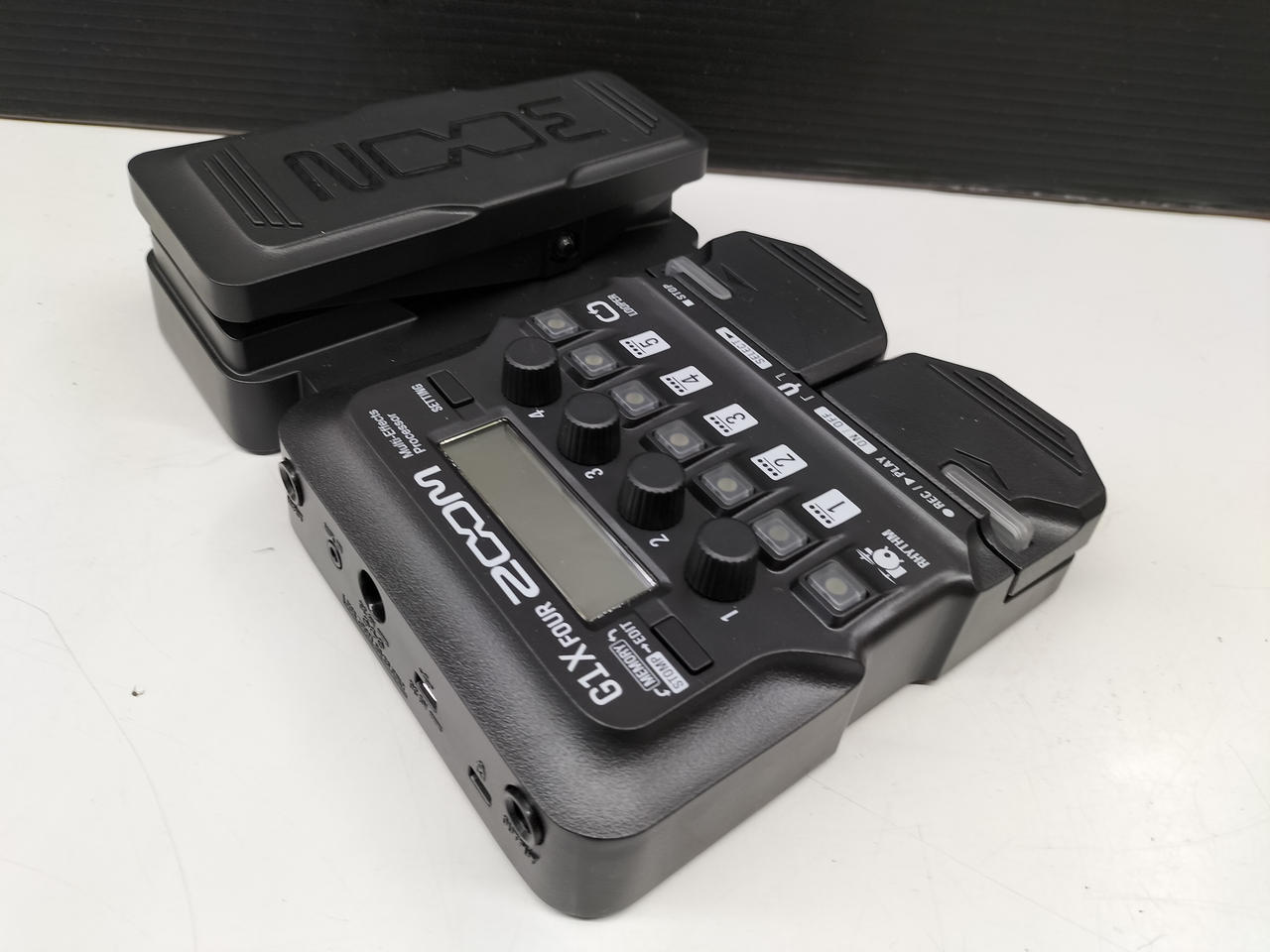 Zoom G1x Four  マルチエフェクター　美品 ZOOM Multi-Effects Processor G1X FOUR 価格比較 - 価格.com