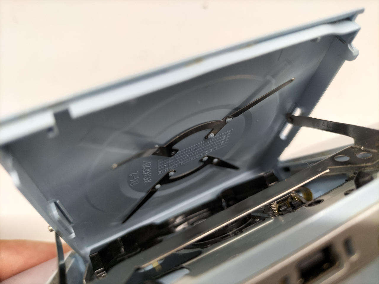 パーツ外れやすくなってます