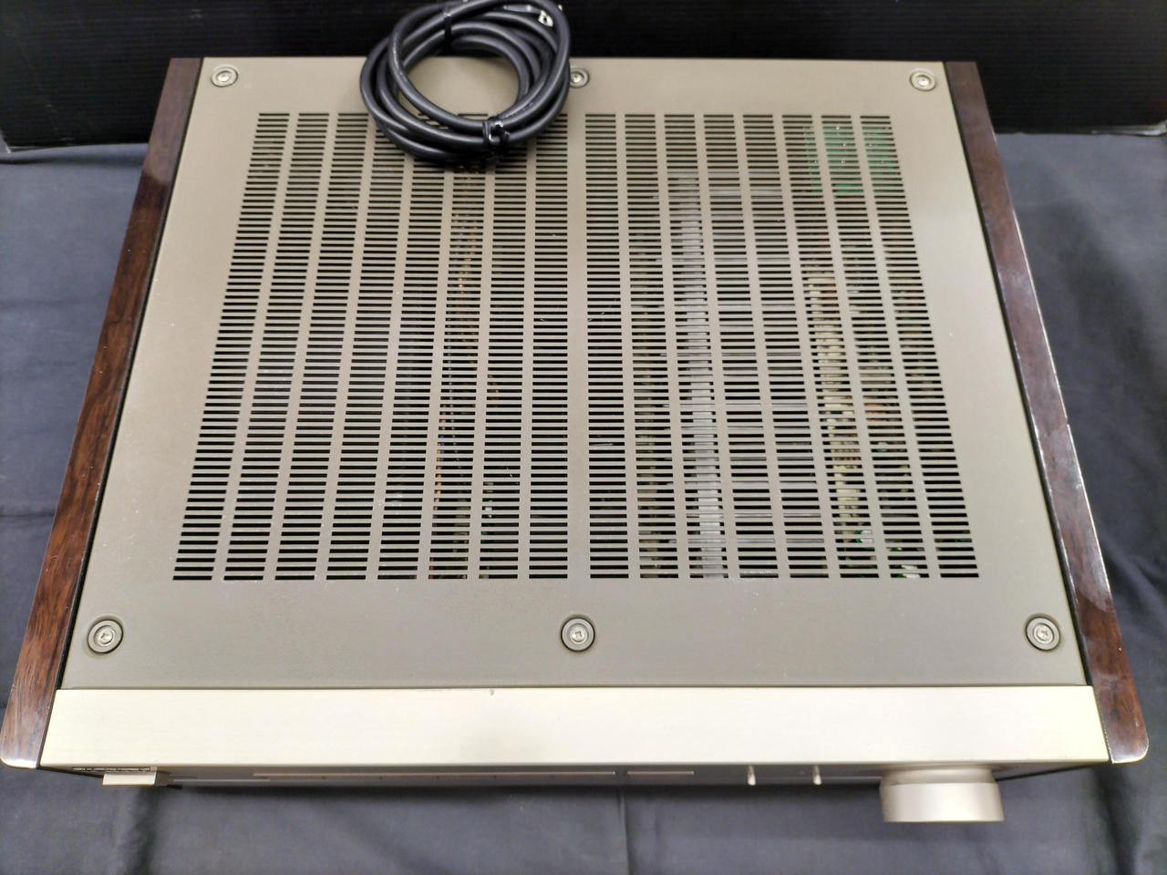 SONYプリメインアンプ　ta-f333esj SONY TA-F333ESJの仕様 ソニー