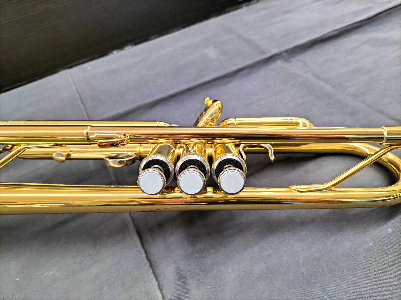 トランペット　金　ノーブランド　未使用品 YAMAHA ヤマハ YTR-8335G トランペット 正規品 Xeno ゼノ ゴールド