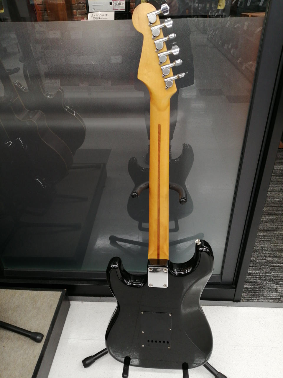 Fender Japan ST456 Eシリアル Fender Japan ST-456 Stratocaster Black Made in Japan 1984