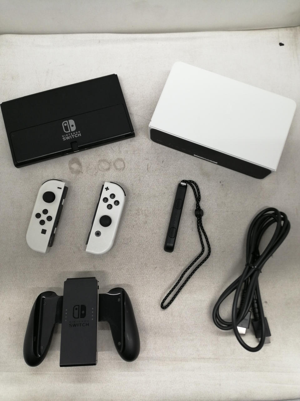 Nintendo Switch - 新品同様 Nintendo Switch 有機ELモデル   M555 Switch】 ☆ニンテンドースイッチ本体 Nintendo Switch（有機EL