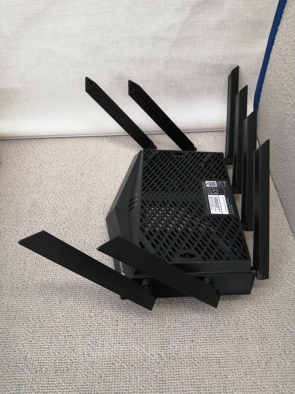 アンテナがたくさん付いているタイプ。