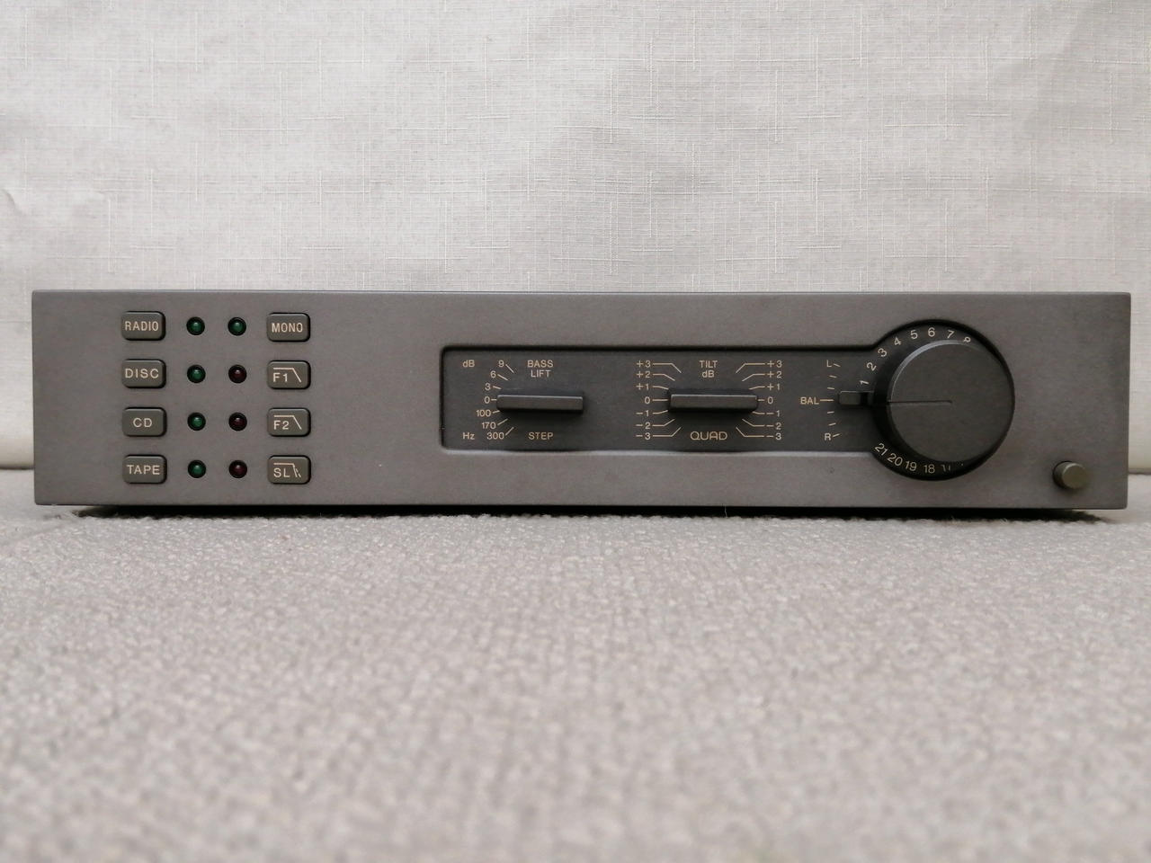 QUAD306 パワーアンプ Yahoo!オークション -「quad 306」の落札相場・落札価格