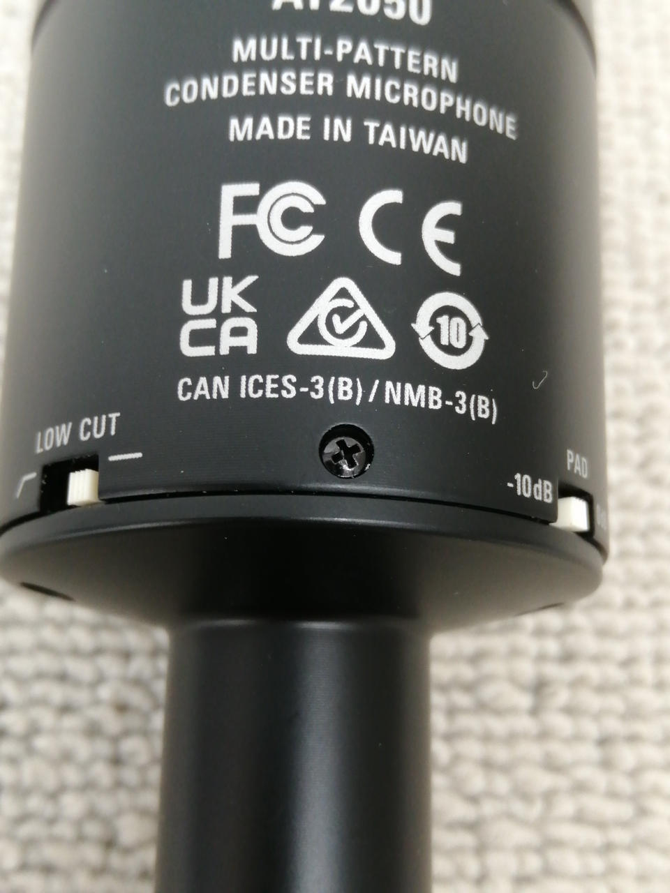 便利なローカット機能まで。切り替え注意！