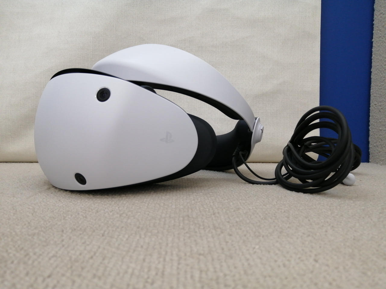 SONY ソニー/PS VR2/CFI-ZVR1 JX/G12C004M510355217/ABランク/88【中古】 Sony PlayStation VR2 CFI-ZVR1 Headset and Sense Controllers