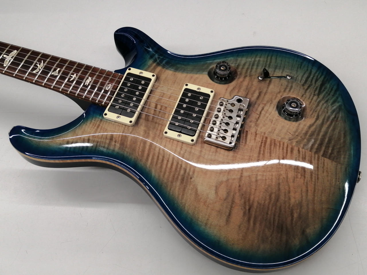 PRS ポールリードスミス　ギター PRS SE Custom 24 エレキギター／Ruby 【3.62kg】 【日本限定