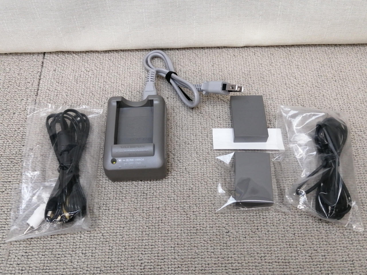 【極美品】OLYMPUS U7000 【可動品】 オリンパス(OLYMPUS)|ミラーレス一眼 ボディ|HARDOFFオフモール