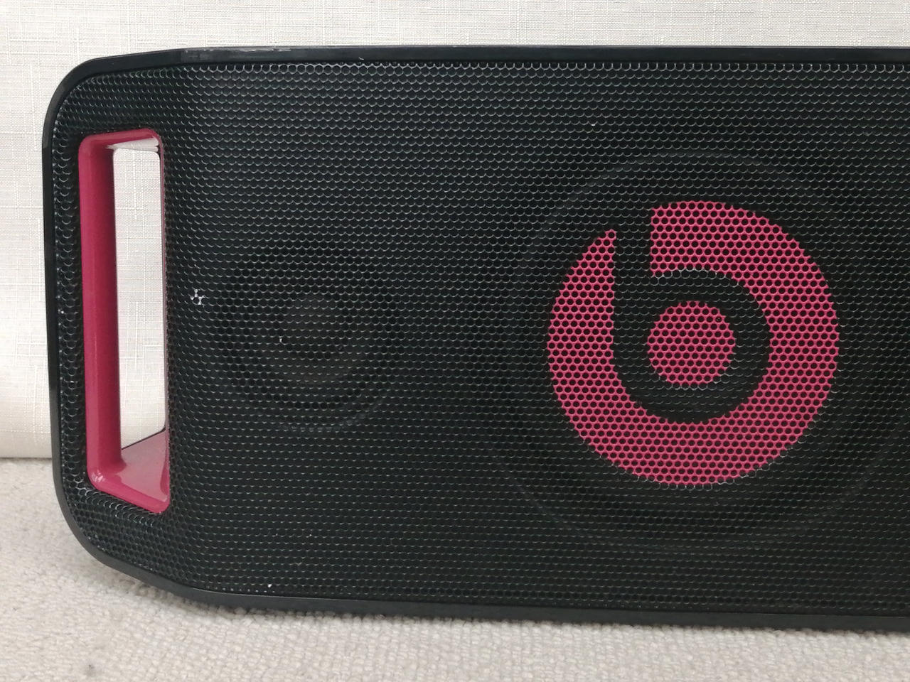 Beats by Dr. Dre Bluetoothスピーカー BluetoothスピーカーBeats by Dr.Dre beats pill+ 新色も登場