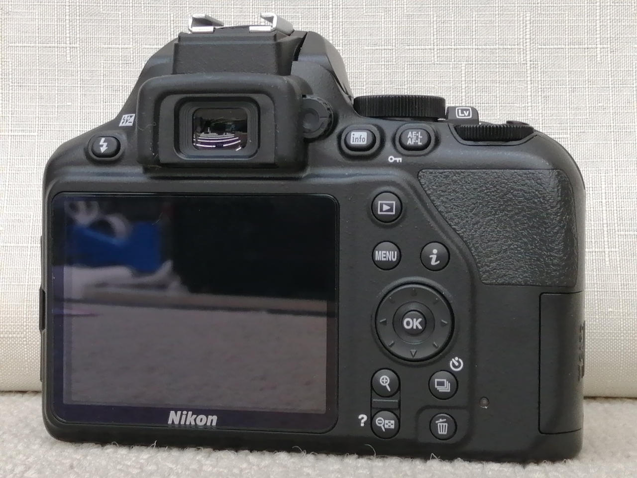 Nikon デジタル一眼レフカメラ 42倍ズーム ジャンク品 Nikon デジタル一眼レフカメラ 42倍ズーム ジャンク品 Nikon