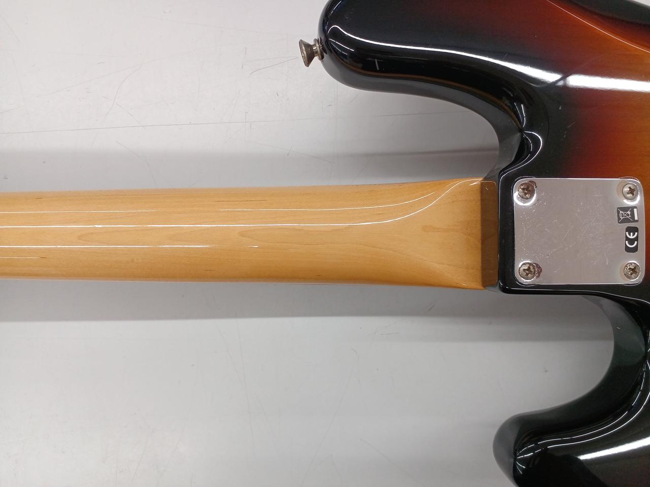 エレキベース　メーカー不明 Fender / Made in Japan Hybrid II Jazz Bass Maple Fingerboard