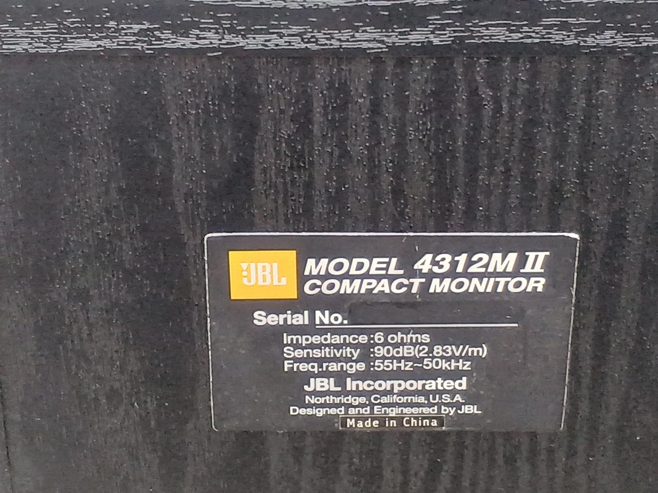 シリアルはがれています。