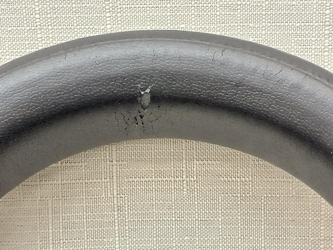 剥がれあり。