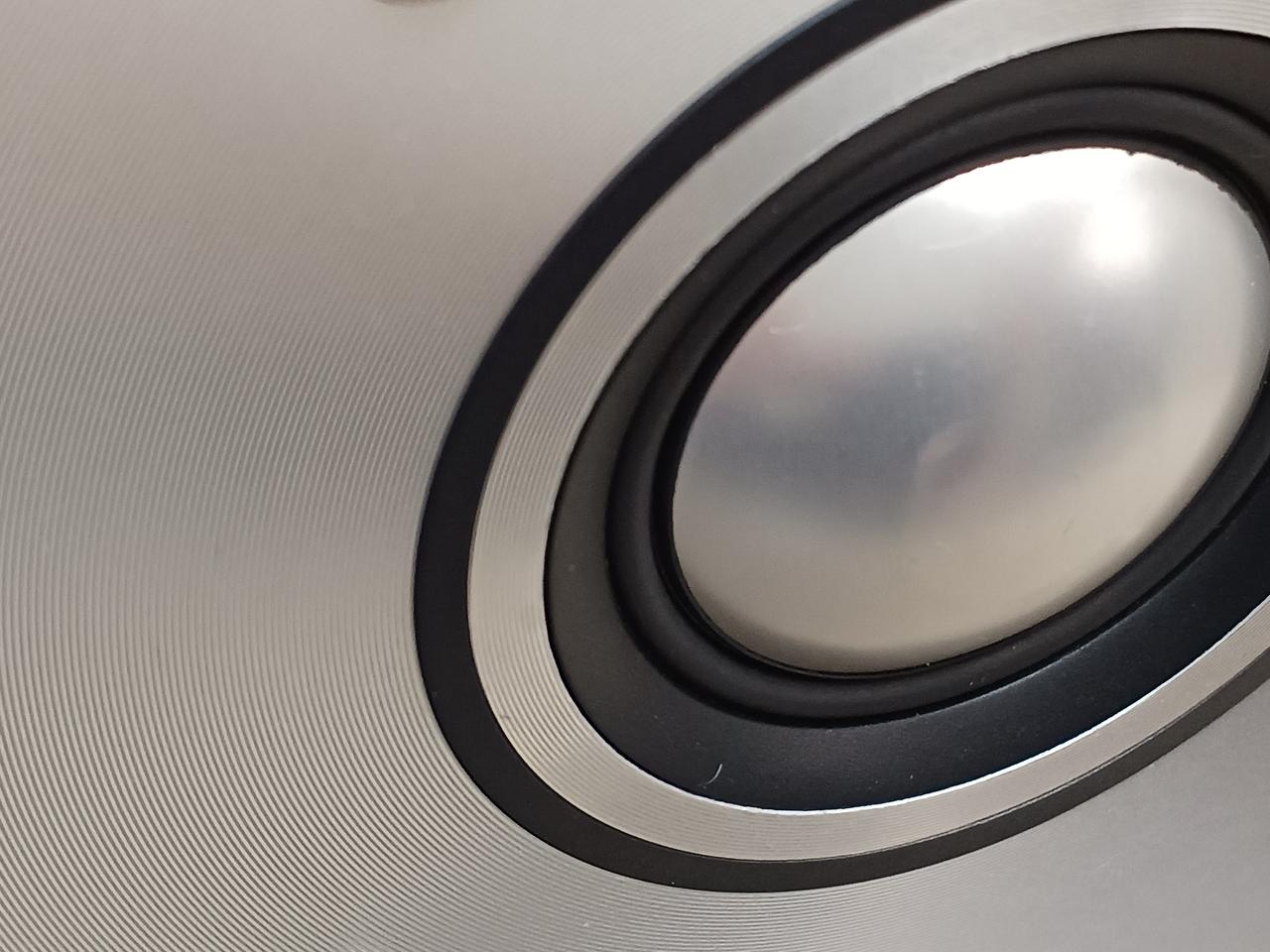 若干、へこみあります。