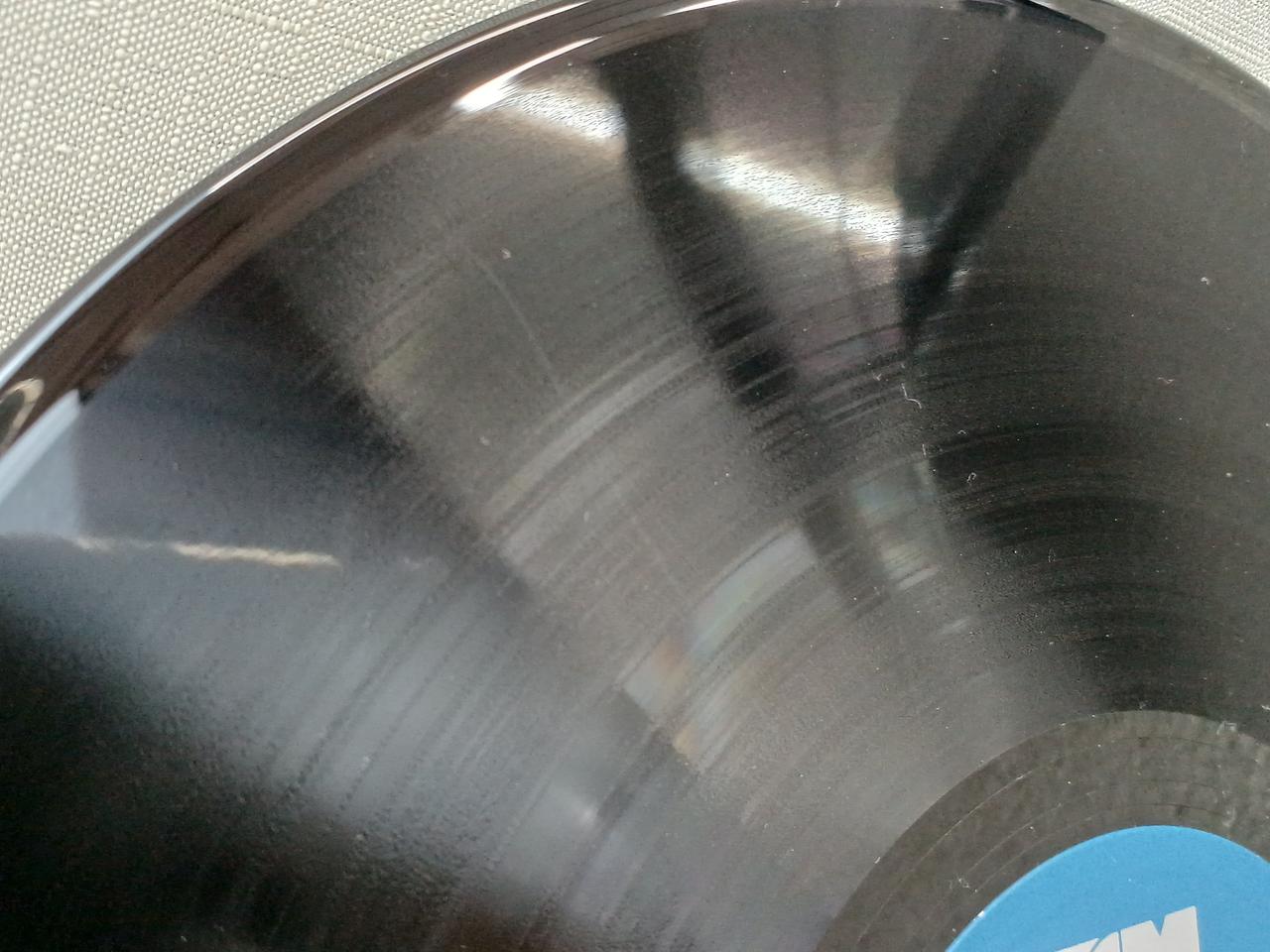 スレ、キズあり。