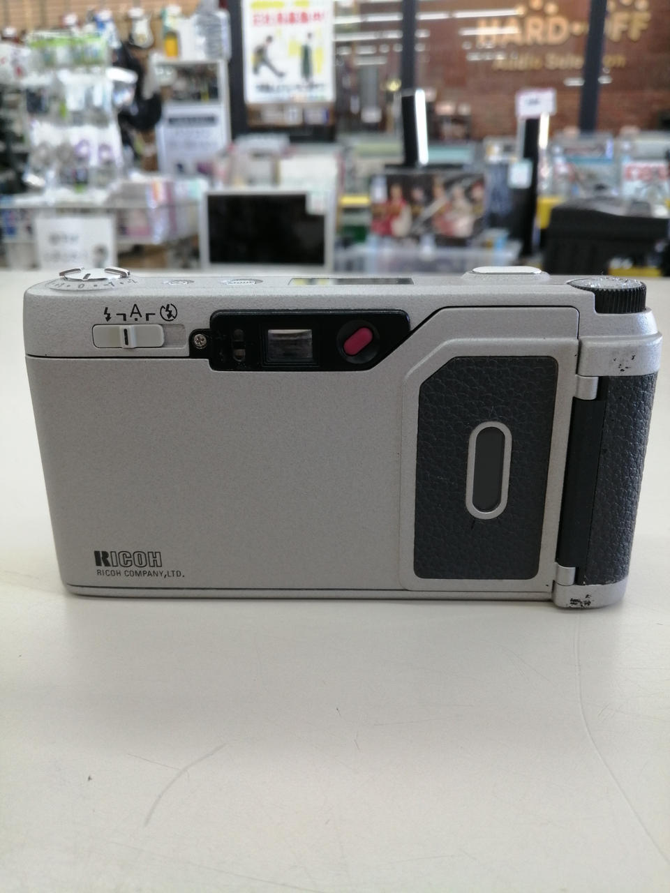 RICOH コンパクトフィルムカメラ ricoh-l-20-35mm-film-camera-