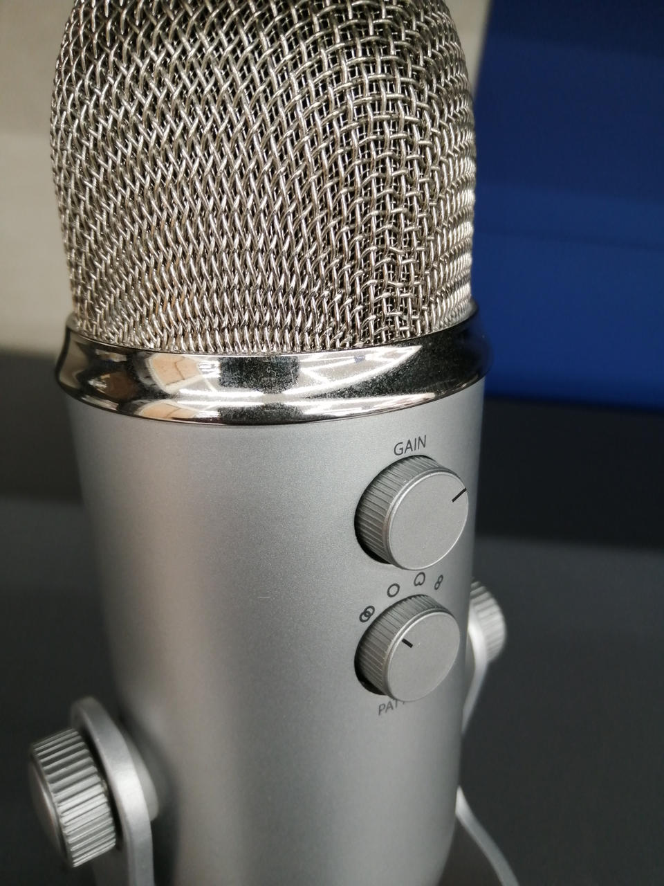 金属部分に使用感見られます