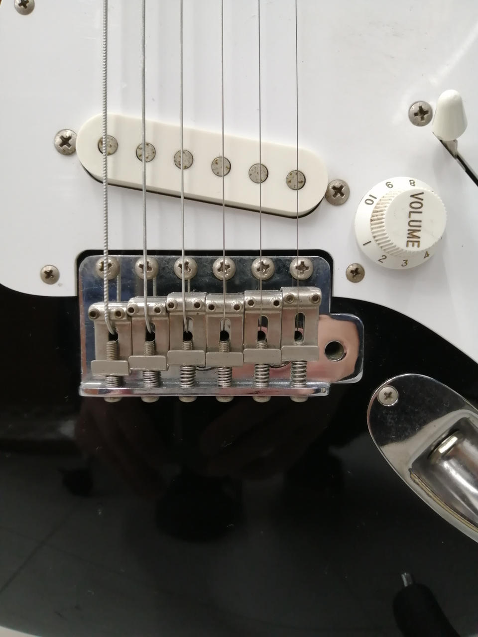 FENDER JAPAN|ミニストラト|【ハードオフ公式通販】オフモール