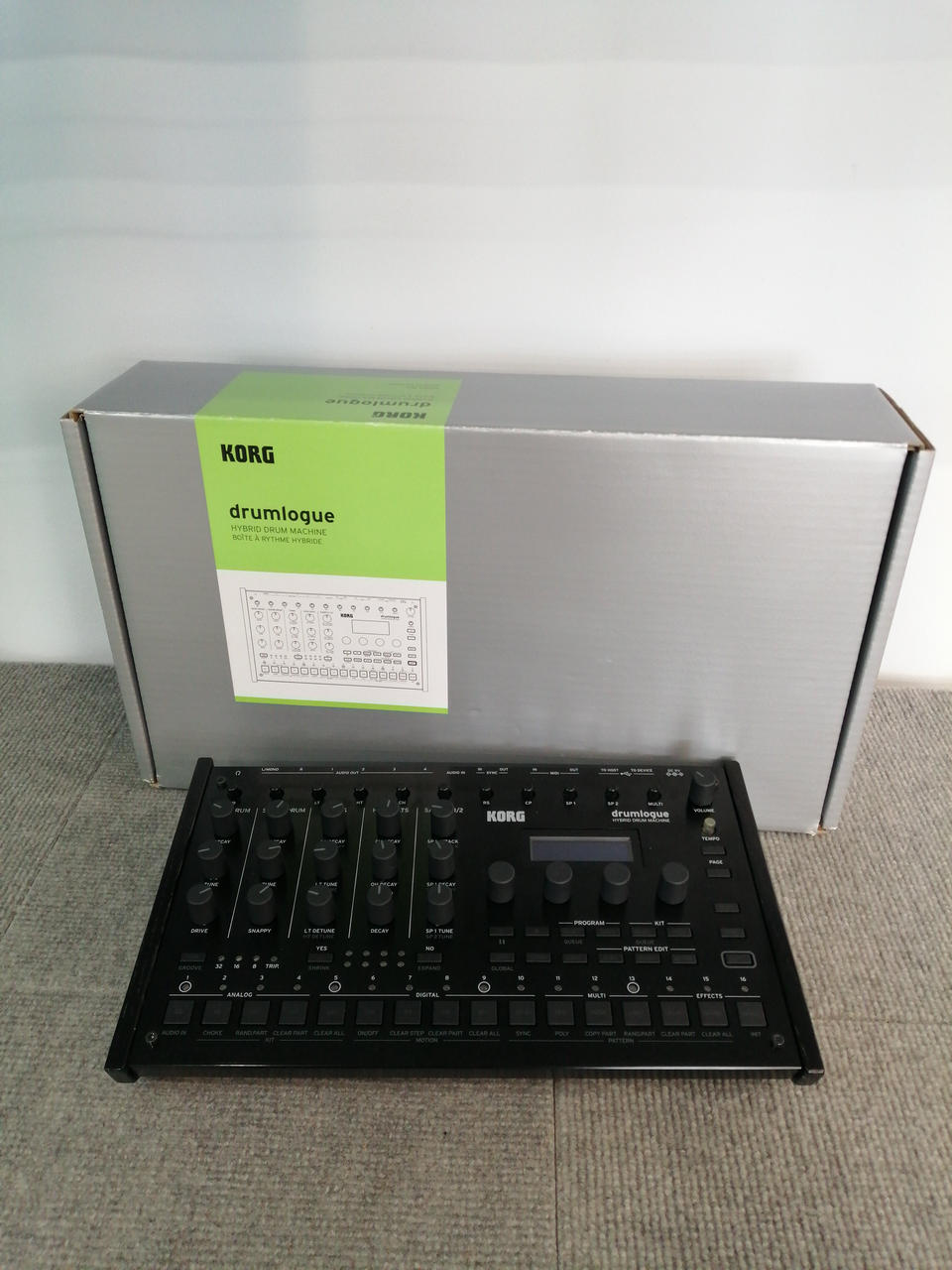 KORG 型番：DRUMLOGUE ドラムマシン