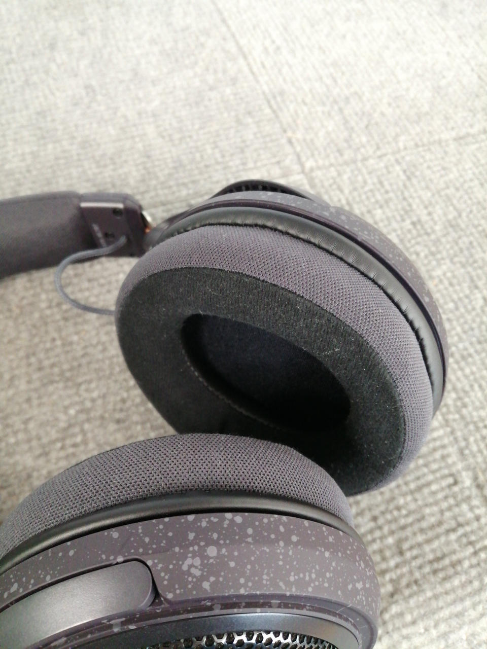 【中古】audio-technica ワイヤレスヘッドホン ATH-HL7BT ATH-HL7BT｜ヘッドホン：ワイヤレスヘッドホン｜オーディオテクニカ